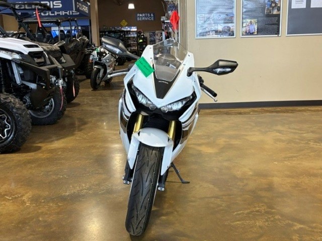 Honda CBR10RRT Vehicle Image 04