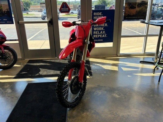 Honda CRF450RT Vehicle Image 08