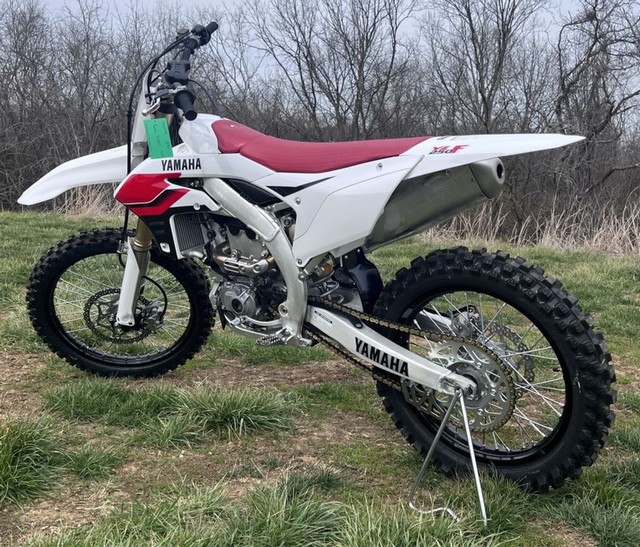 Yamaha YZ250F 70th Anniversary Edition Vehicle Image 02