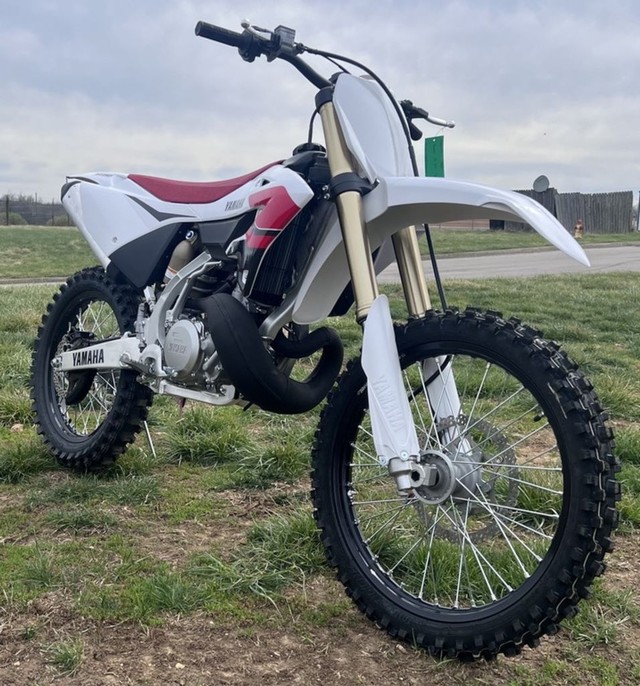 Yamaha YZ250 70th Anniversary Edition Vehicle Image 03