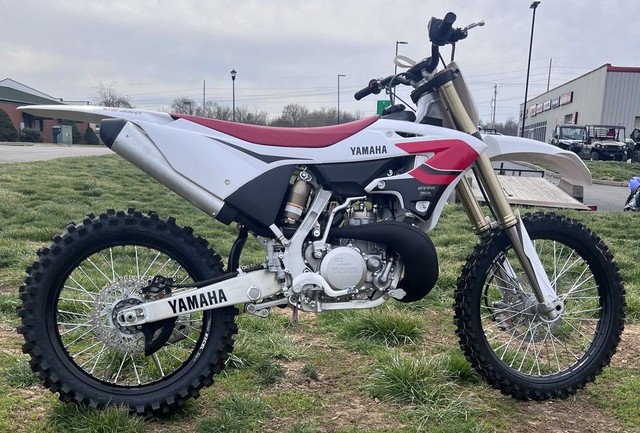 Yamaha YZ250 70th Anniversary Edition Vehicle Image 04