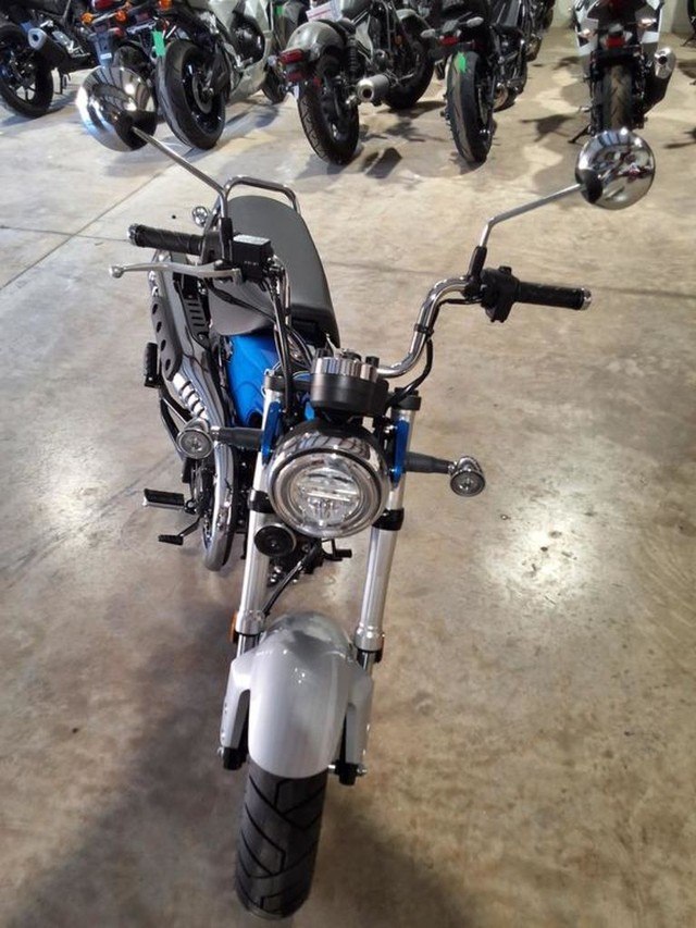 Honda Dax 125 Vehicle Image 02