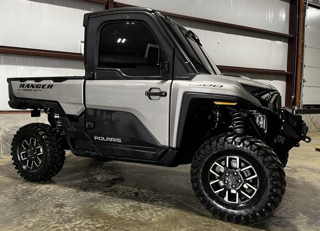 Polaris Ranger XD 1500 NorthStar Edition Ultimat Vehicle Image 03