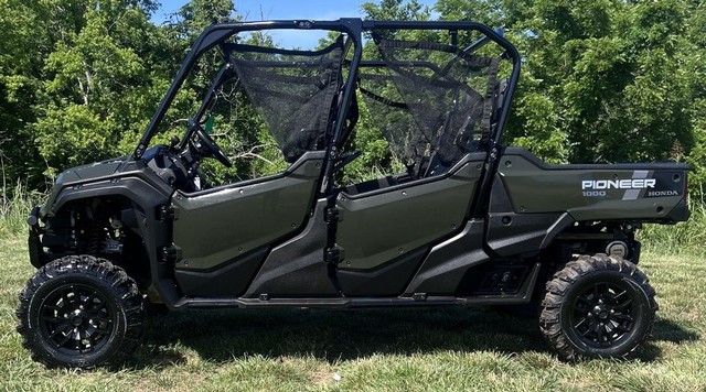 Honda Pioneer 1000-6 Deluxe Crew Vehicle Image 02