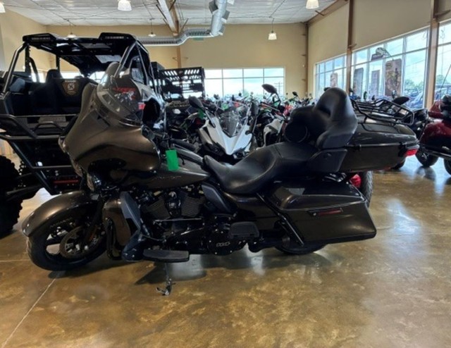 Harley-Davidson FLHTK - Ultra Limited Vehicle Image 04