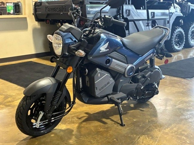 Honda Navi Blue Metallic Vehicle Image 03