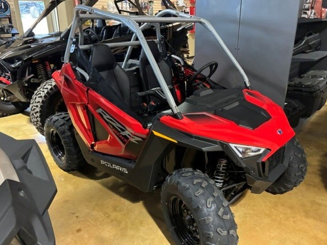 Polaris RZR 200 EFI Vehicle Image 03