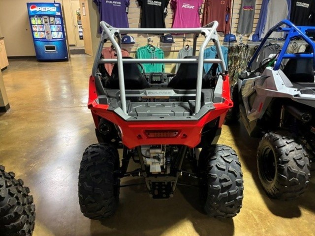 Polaris RZR 200 EFI Vehicle Image 04