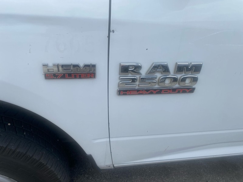 2016 RAM 2500 2WD Tradesman Reg Cab photo