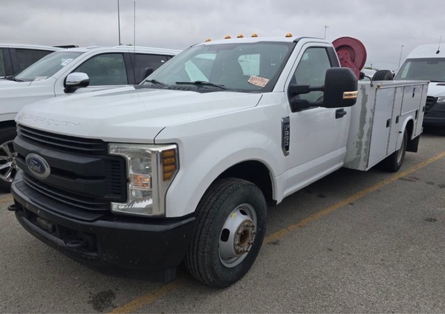 more details - ford super duty f-350 drw