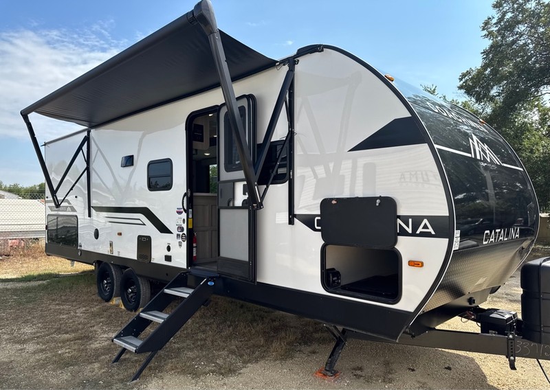 Catalina 261BHS Vehicle Full-screen Gallery Image 02