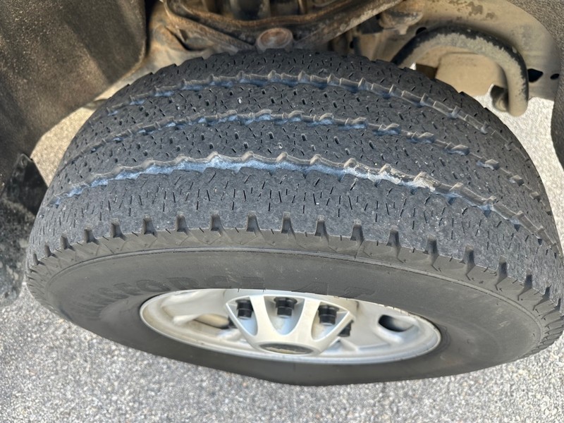 Chevrolet Silverado 2500HD Vehicle Full-screen Gallery Image 9