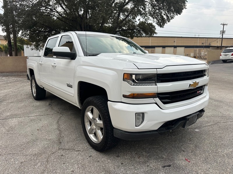 Chevrolet Silverado 1500 Vehicle Full-screen Gallery Image 7