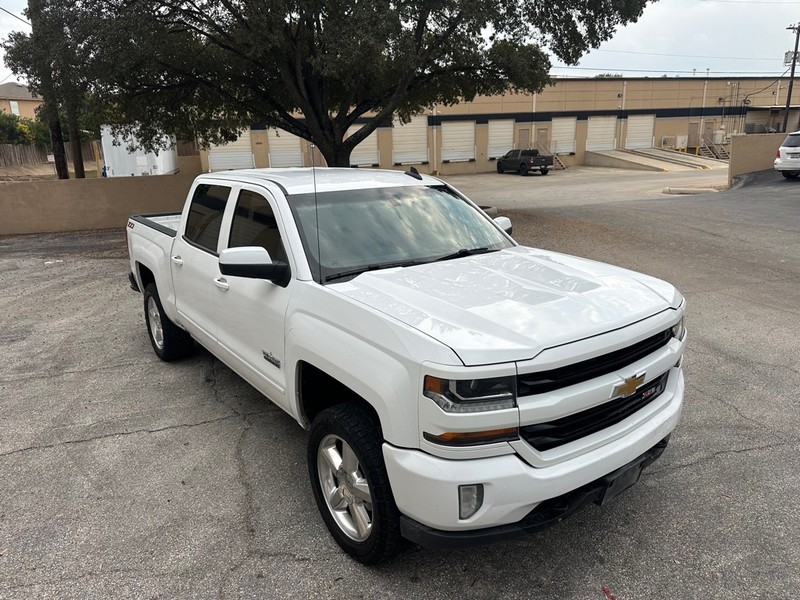 Chevrolet Silverado 1500 Vehicle Full-screen Gallery Image 8