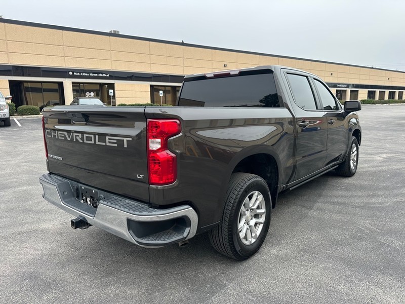 Chevrolet SILVERADO 1500 Vehicle Full-screen Gallery Image 5