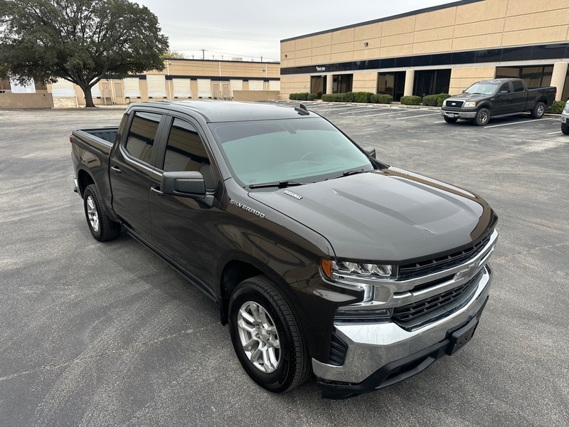 Chevrolet SILVERADO 1500 Vehicle Full-screen Gallery Image 8