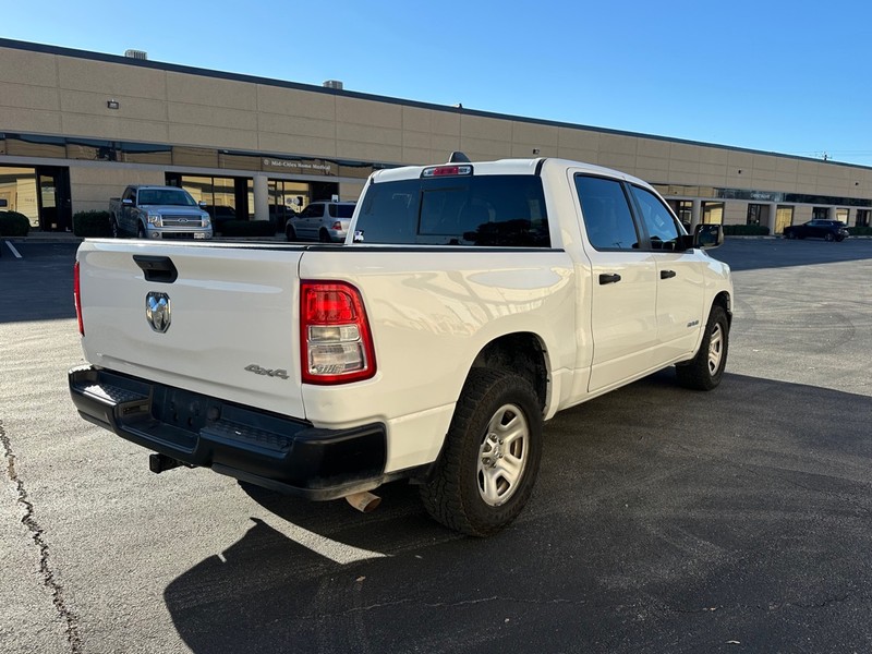 Ram 1500 Vehicle Full-screen Gallery Image 5