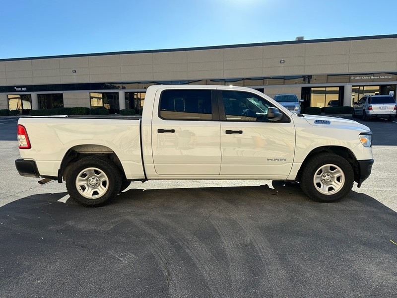 Ram 1500 Vehicle Full-screen Gallery Image 6