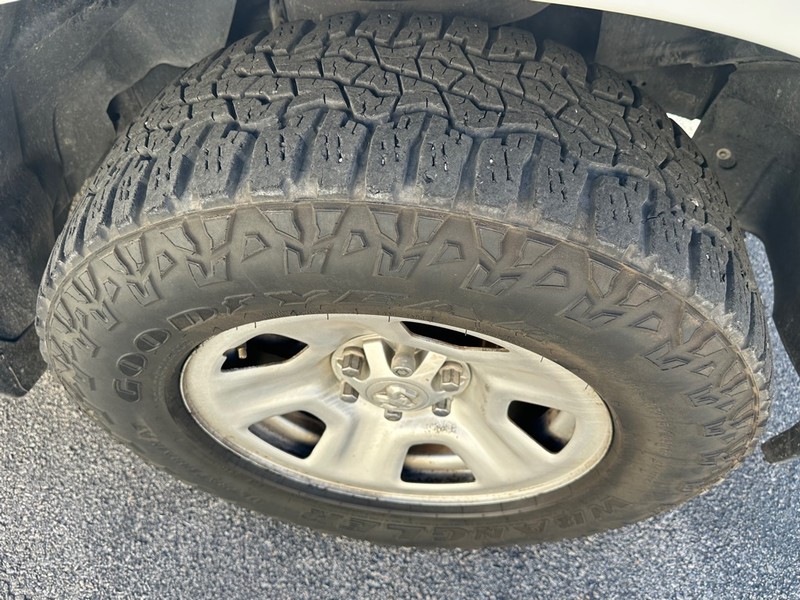 Ram 1500 Vehicle Full-screen Gallery Image 9