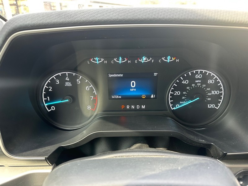 Ford F-150 Vehicle Full-screen Gallery Image 19