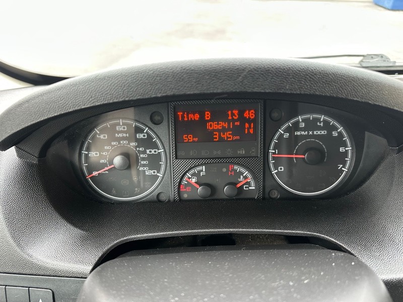 Ram PROMASTER 2500 Vehicle Full-screen Gallery Image 17