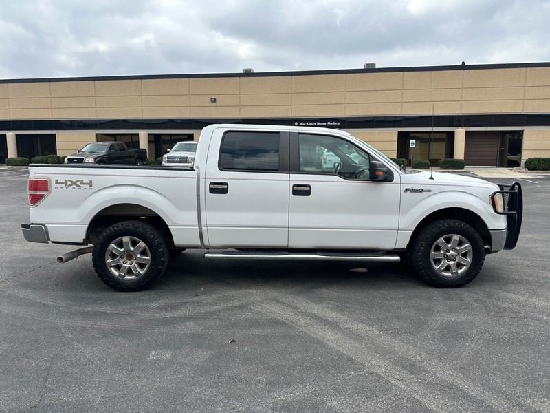 Ford F-150 Vehicle Full-screen Gallery Image 6