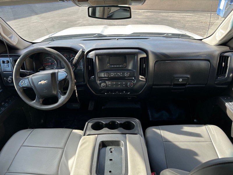 Chevrolet SILVERADO 2500 Vehicle Full-screen Gallery Image 13