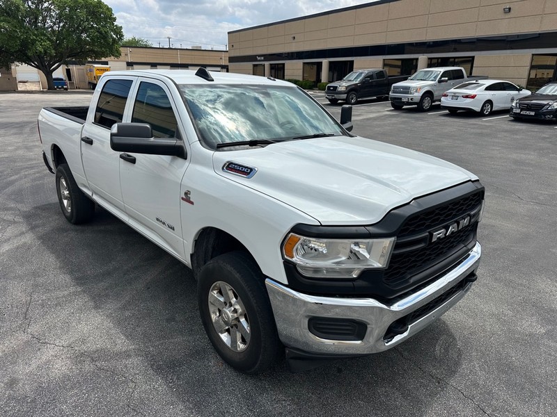 Ram 2500 Vehicle Full-screen Gallery Image 08