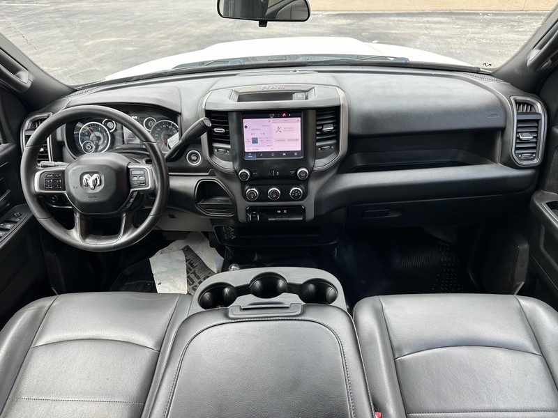 Ram 2500 Vehicle Full-screen Gallery Image 11