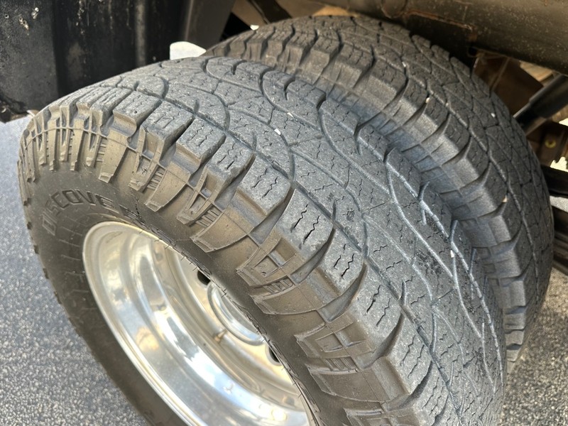 Ram 3500 Vehicle Full-screen Gallery Image 10