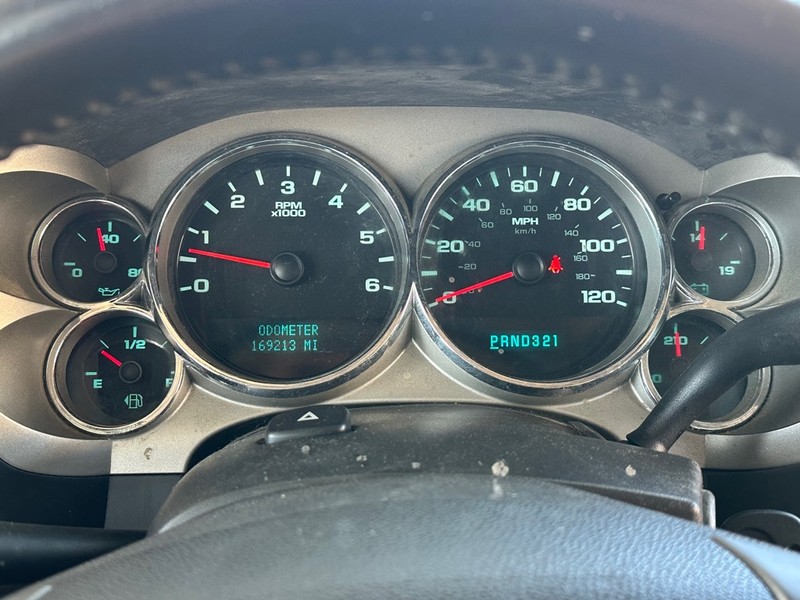 Chevrolet Silverado 1500 Vehicle Full-screen Gallery Image 20