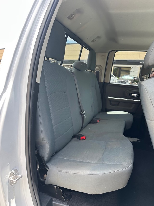 Ram 1500 Vehicle Full-screen Gallery Image 10