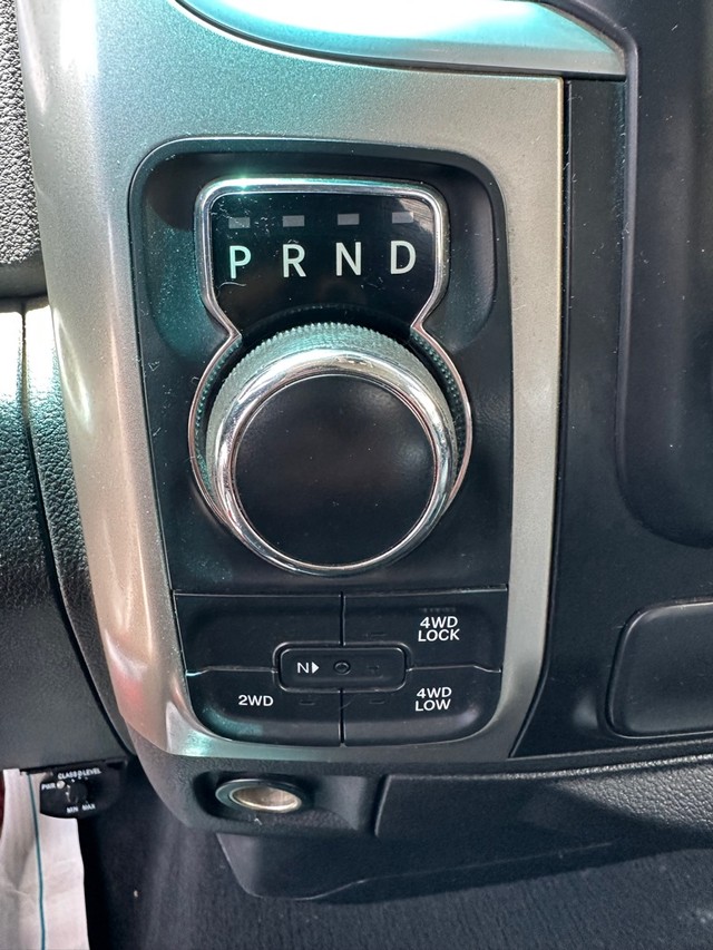 Ram 1500 Vehicle Full-screen Gallery Image 15