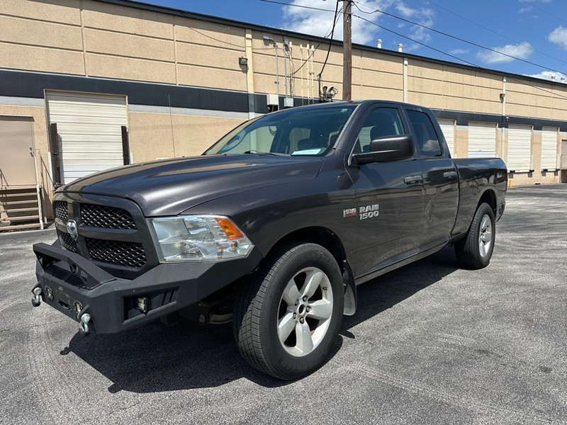 Ram 1500 Vehicle Full-screen Gallery Image 01