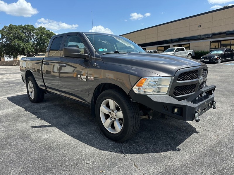 Ram 1500 Vehicle Full-screen Gallery Image 06