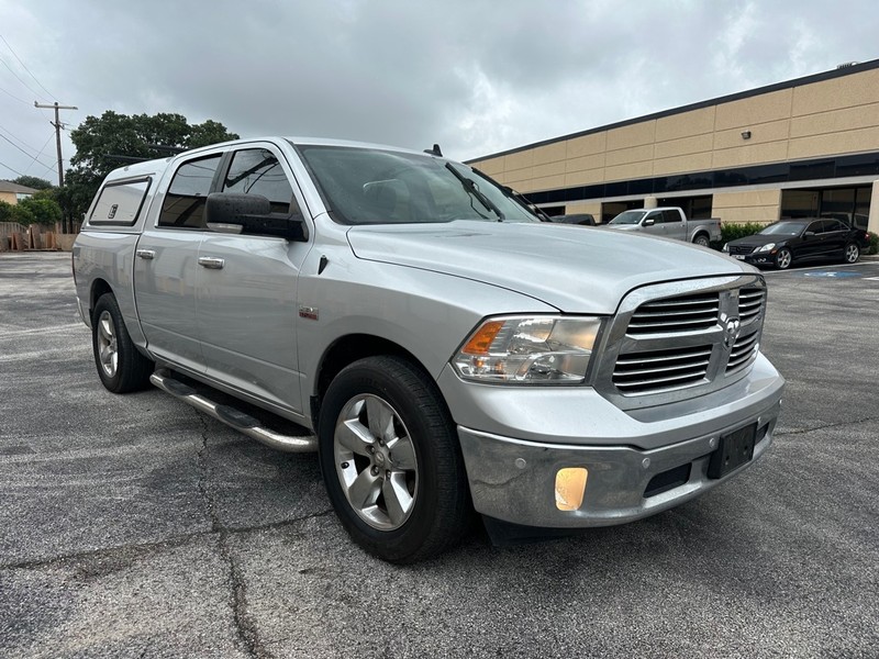 Ram 1500 Vehicle Full-screen Gallery Image 06