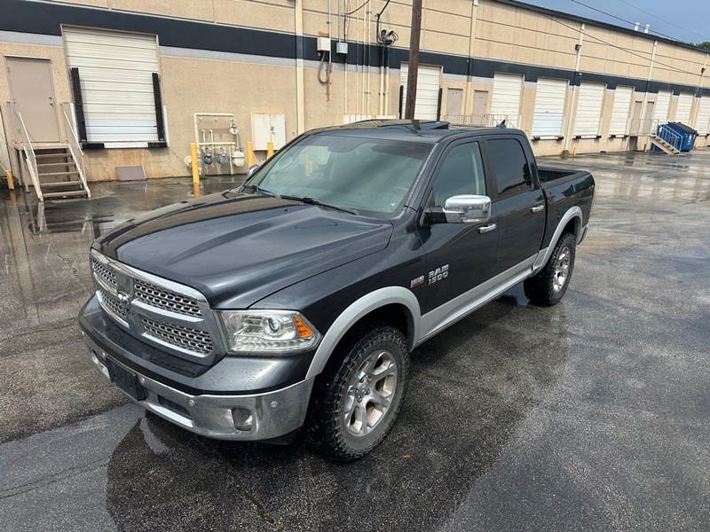 Ram 1500 Vehicle Full-screen Gallery Image 2