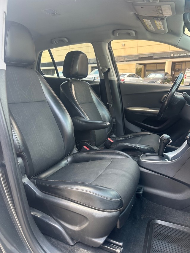 Chevrolet Trax Vehicle Full-screen Gallery Image 10