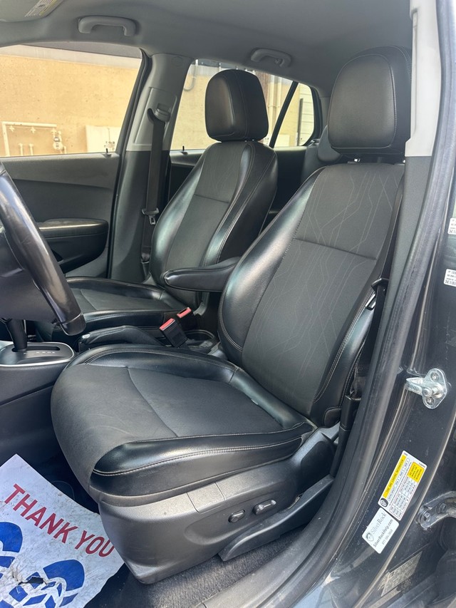 Chevrolet Trax Vehicle Full-screen Gallery Image 12