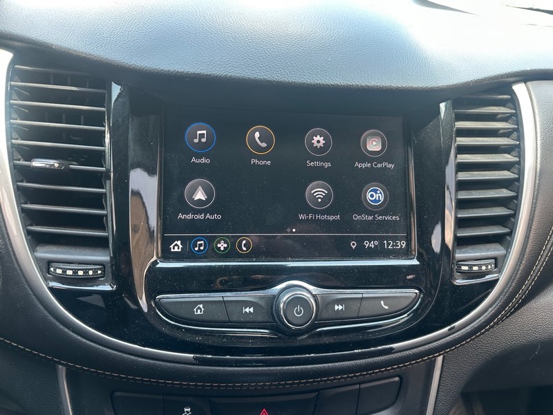 Chevrolet Trax Vehicle Full-screen Gallery Image 14