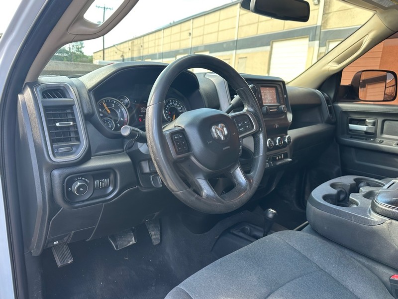 Ram 2500 Vehicle Full-screen Gallery Image 14