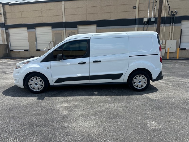 Ford Transit Connect Van Vehicle Full-screen Gallery Image 2