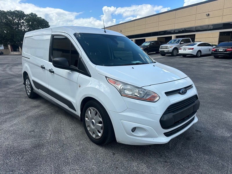 Ford Transit Connect Van Vehicle Full-screen Gallery Image 6