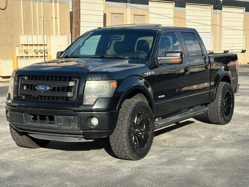 Ford F-150 Vehicle Full-screen Gallery Image 01