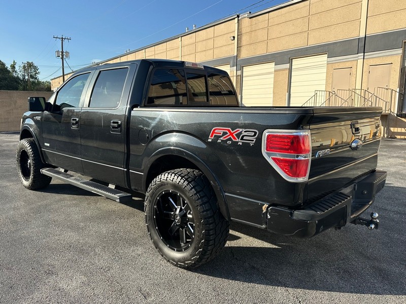 Ford F-150 Vehicle Full-screen Gallery Image 04