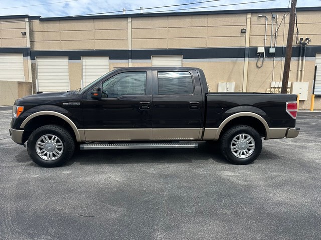 Ford F-150 Vehicle Full-screen Gallery Image 03