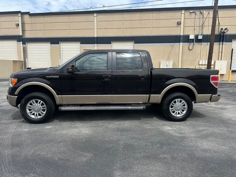 Ford F-150 Vehicle Full-screen Gallery Image 3