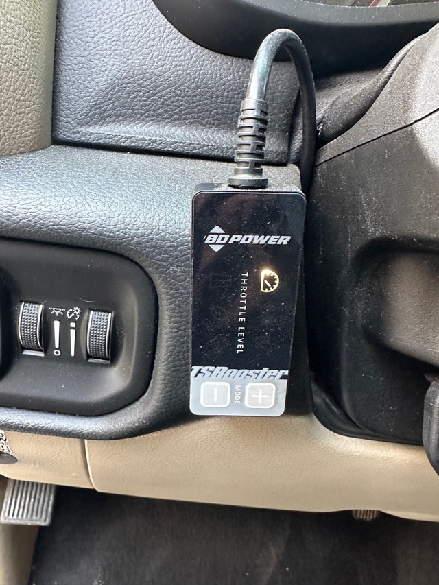 Ram 2500 Vehicle Full-screen Gallery Image 17