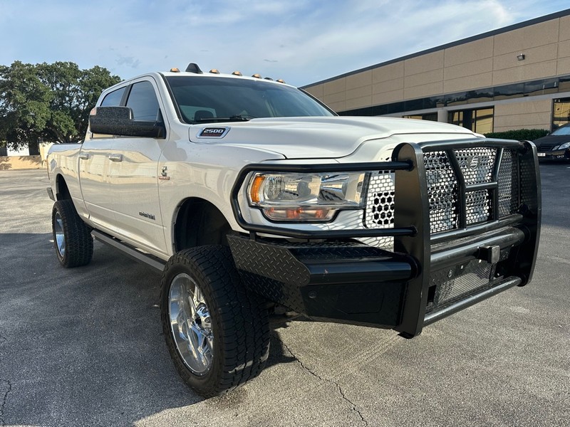 Ram 2500 Vehicle Full-screen Gallery Image 07
