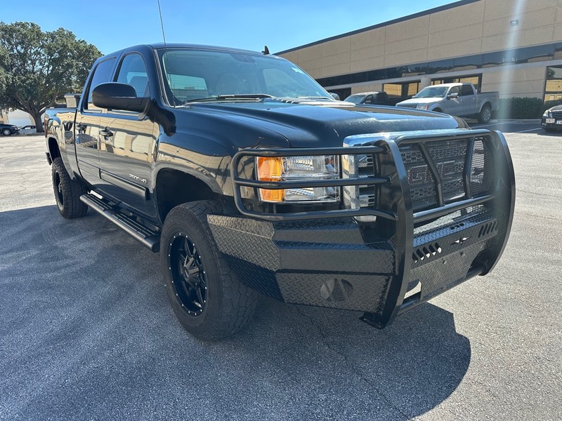 GMC Sierra 2500HD Vehicle Full-screen Gallery Image 06